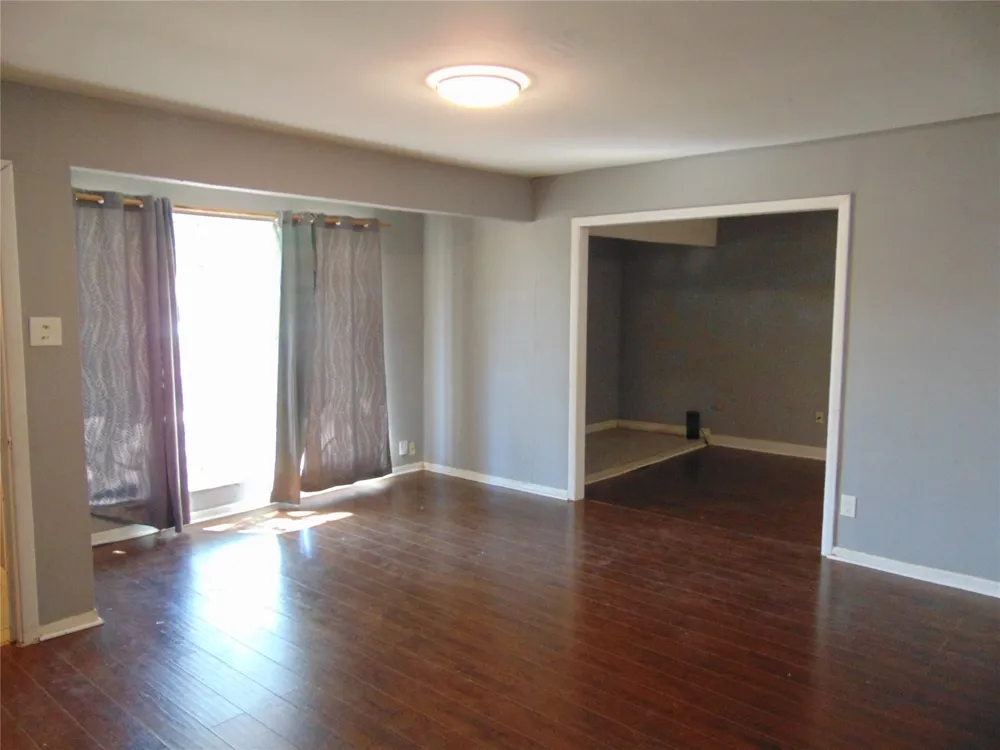 2233 Talco Drive Dallas, TX 75241