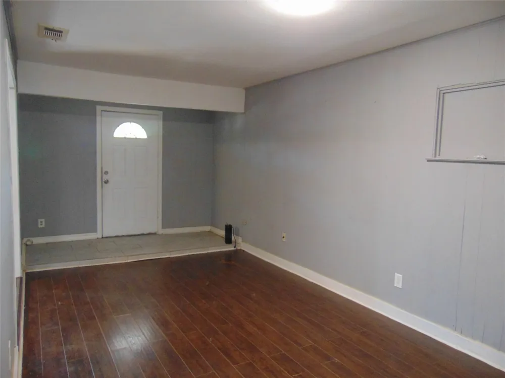 2233 Talco Drive Dallas, TX 75241
