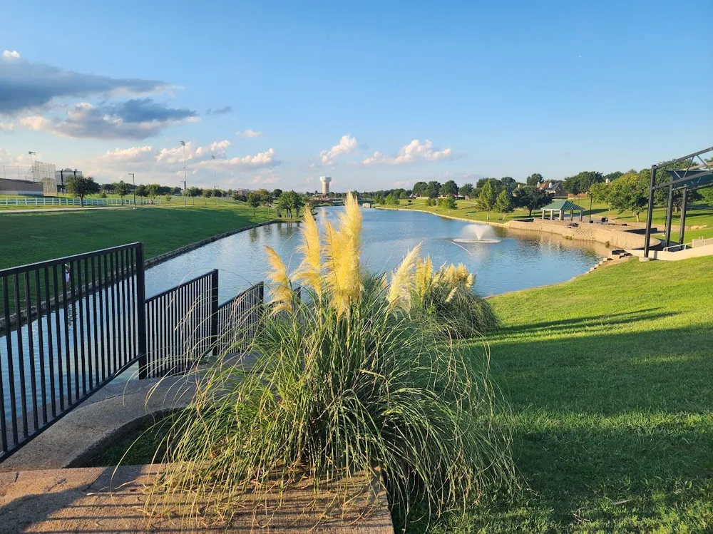 6929 Wooddale Drive Watauga, TX 76148