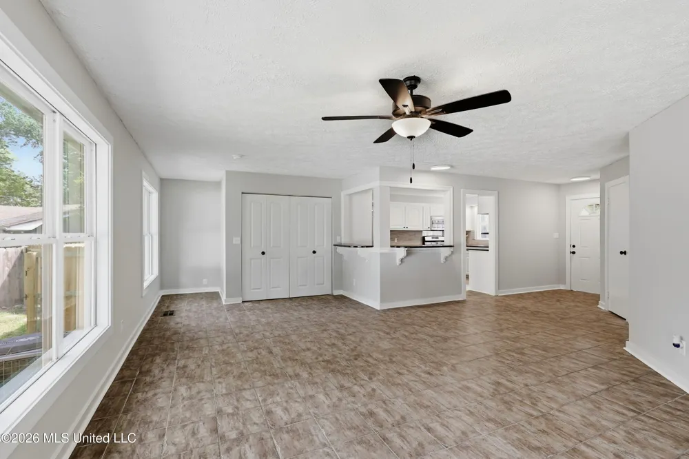 728 Colonial Circle Jackson, MS 39211