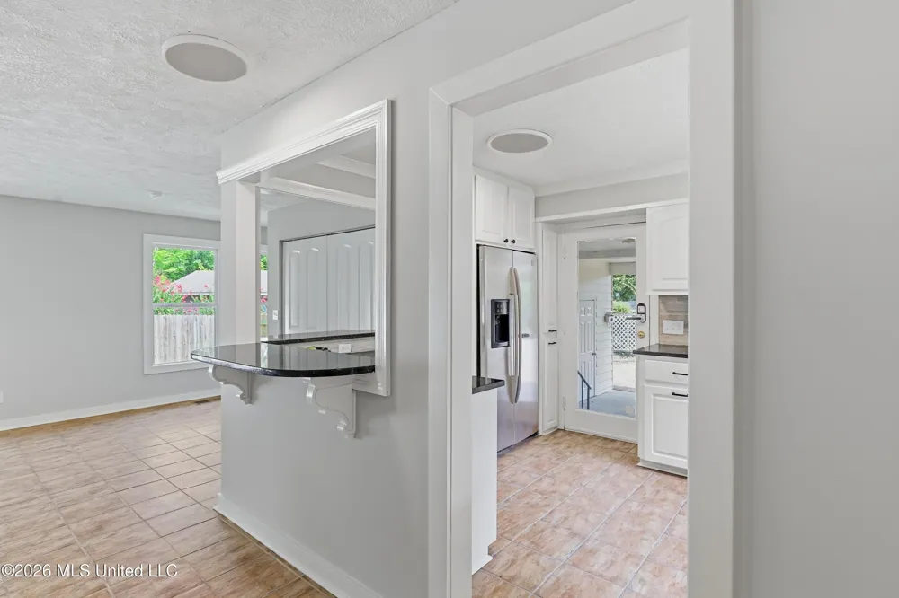728 Colonial Circle Jackson, MS 39211