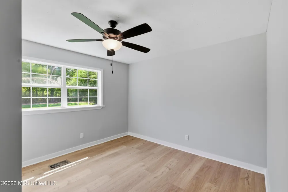 728 Colonial Circle Jackson, MS 39211