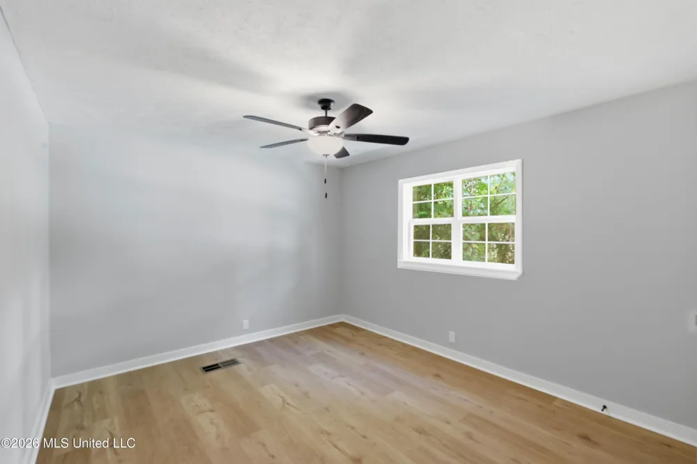 728 Colonial Circle Jackson, MS 39211