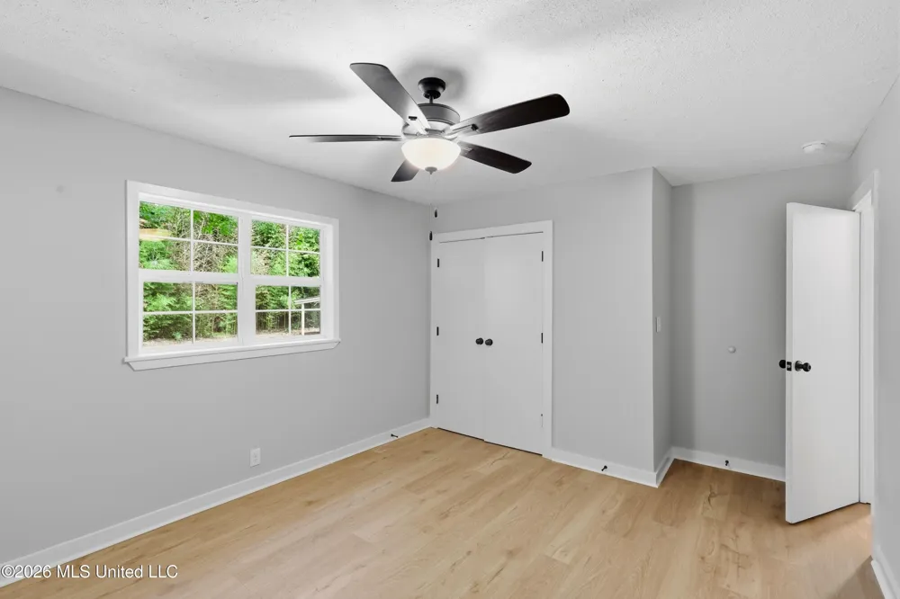 728 Colonial Circle Jackson, MS 39211