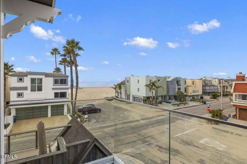 104 La Brea Street Oxnard, CA 93035