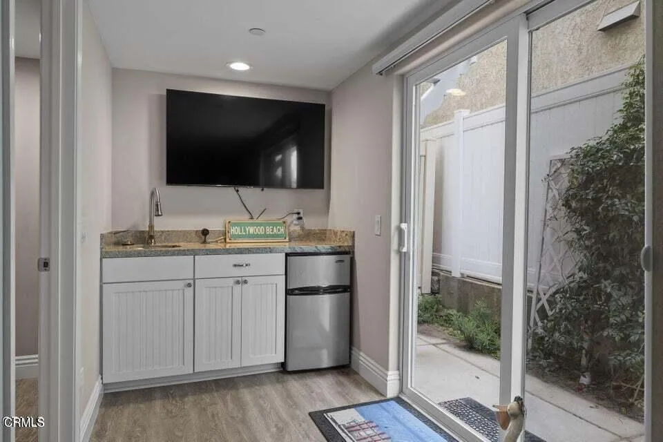 104 La Brea Street Oxnard, CA 93035