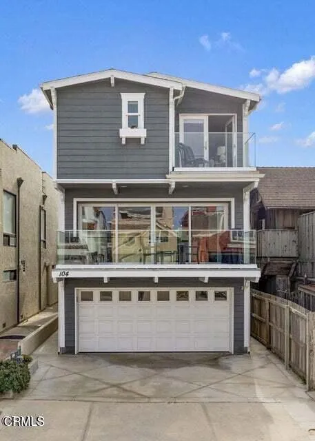 104 La Brea Street Oxnard, CA 93035