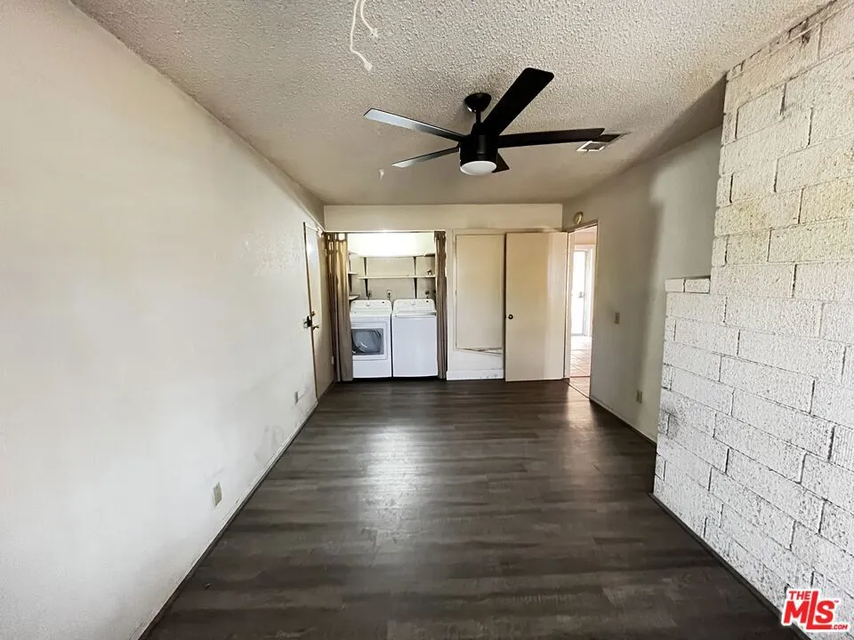 689 W Norwood Street Rialto, CA 92377