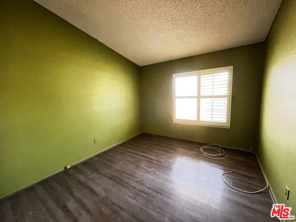 689 W Norwood Street Rialto, CA 92377