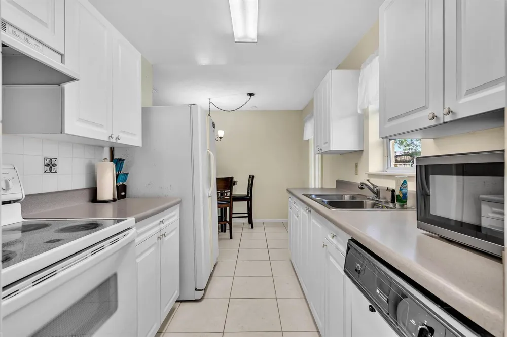 6143 NW 22ND STREET Margate, FL 33063