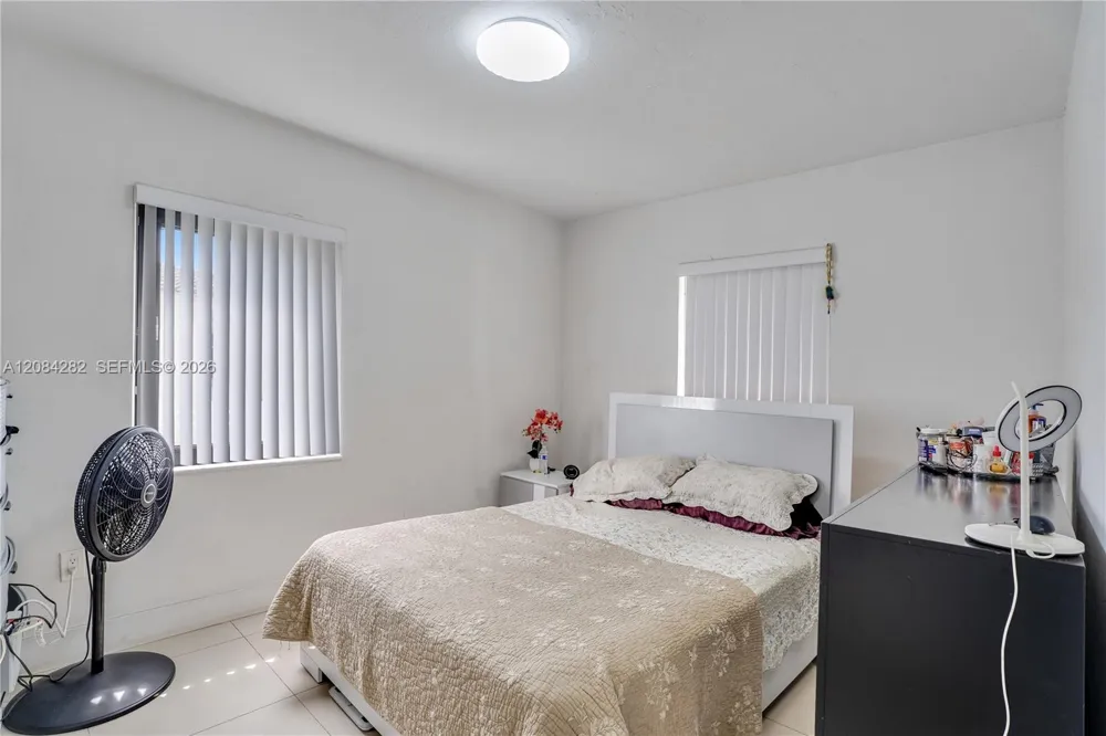 1146 Jann Ave Opa-Locka, FL 33054