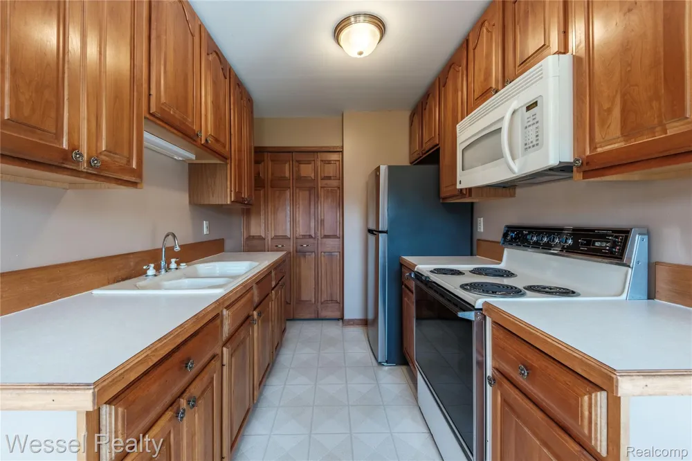 2990 Taft Road Bruce Township, MI 48065