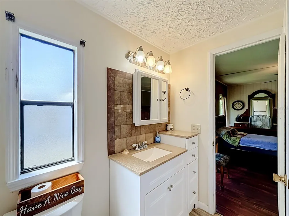 1157 CAPELLA DRIVE Tavares, FL 32778