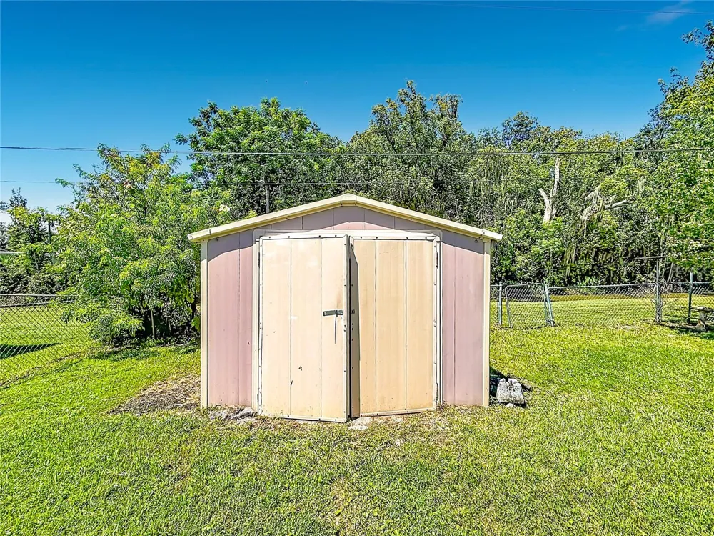 1157 CAPELLA DRIVE Tavares, FL 32778