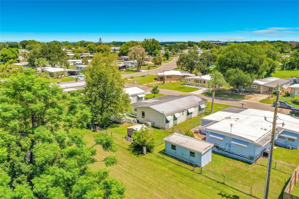 1157 CAPELLA DRIVE Tavares, FL 32778