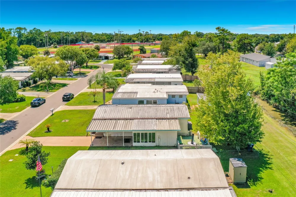 1157 CAPELLA DRIVE Tavares, FL 32778