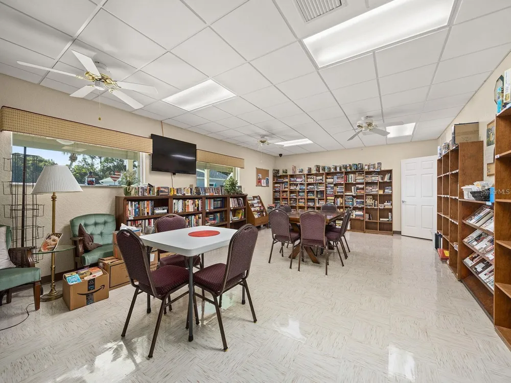 1157 CAPELLA DRIVE Tavares, FL 32778