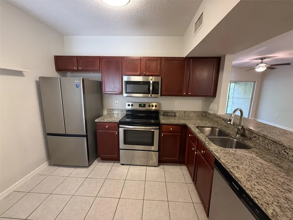 6439 CYPRESSDALE DRIVE #102 Riverview, FL 33578