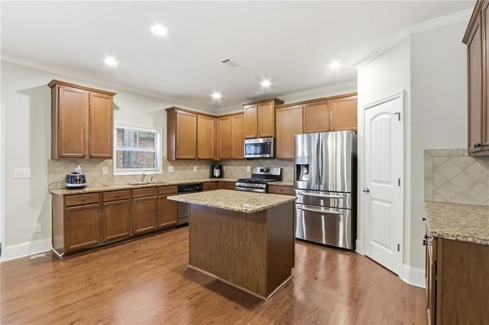 1515 Riva Ridge Suwanee, GA 30024