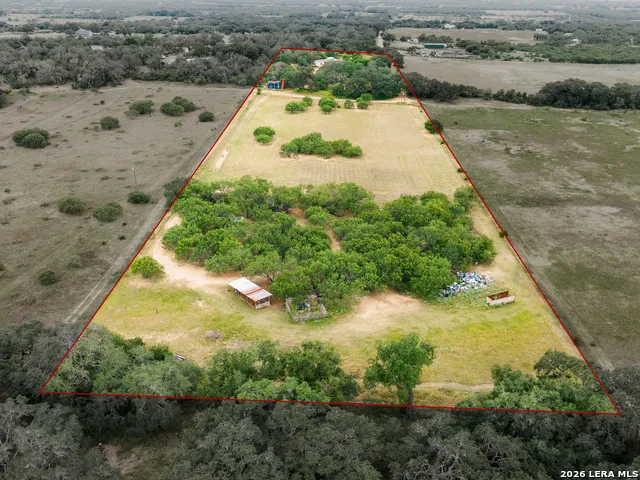 1470 PATTON RD Somerset, TX 78069