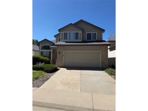2221 S Moline Court
