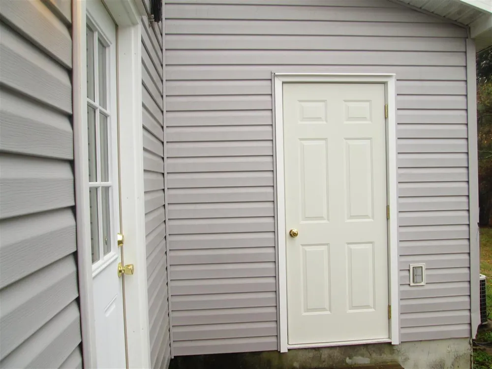 895 W Pueblo Drive Jacksonville, NC 28546