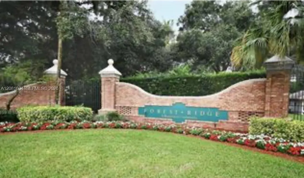 2957 Myrtle Oak Cir Davie, FL 33328