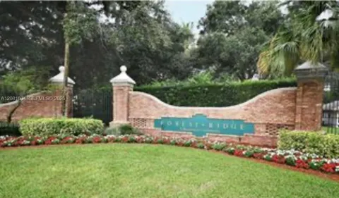 2957 Myrtle Oak Cir