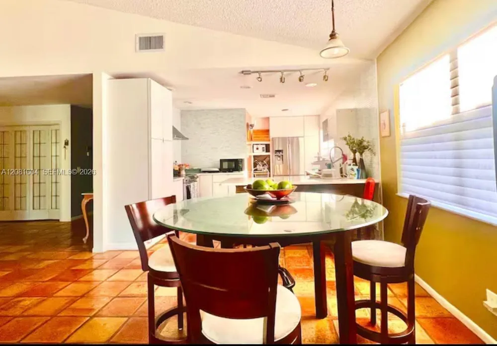 2957 Myrtle Oak Cir Davie, FL 33328