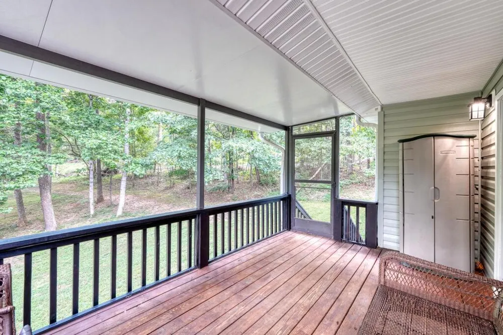 754 Honeysuckle Lane Blairsville, GA 30512