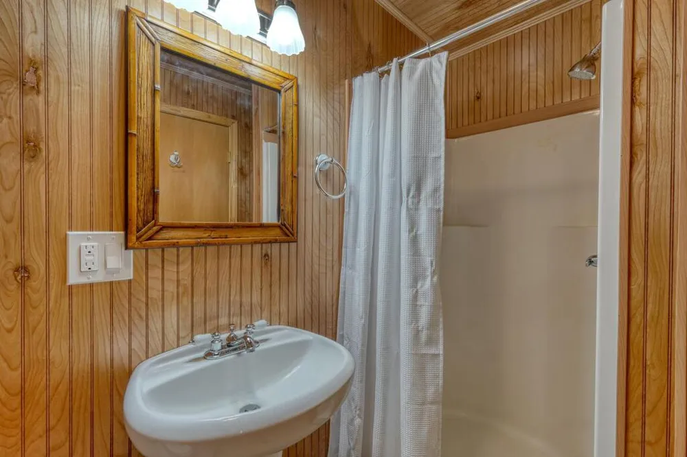 754 Honeysuckle Lane Blairsville, GA 30512