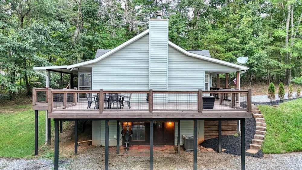 754 Honeysuckle Lane Blairsville, GA 30512