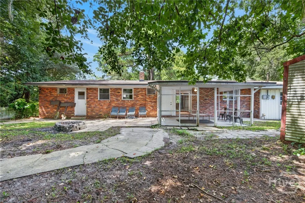 121 Juniper Circle Savannah, GA 31419