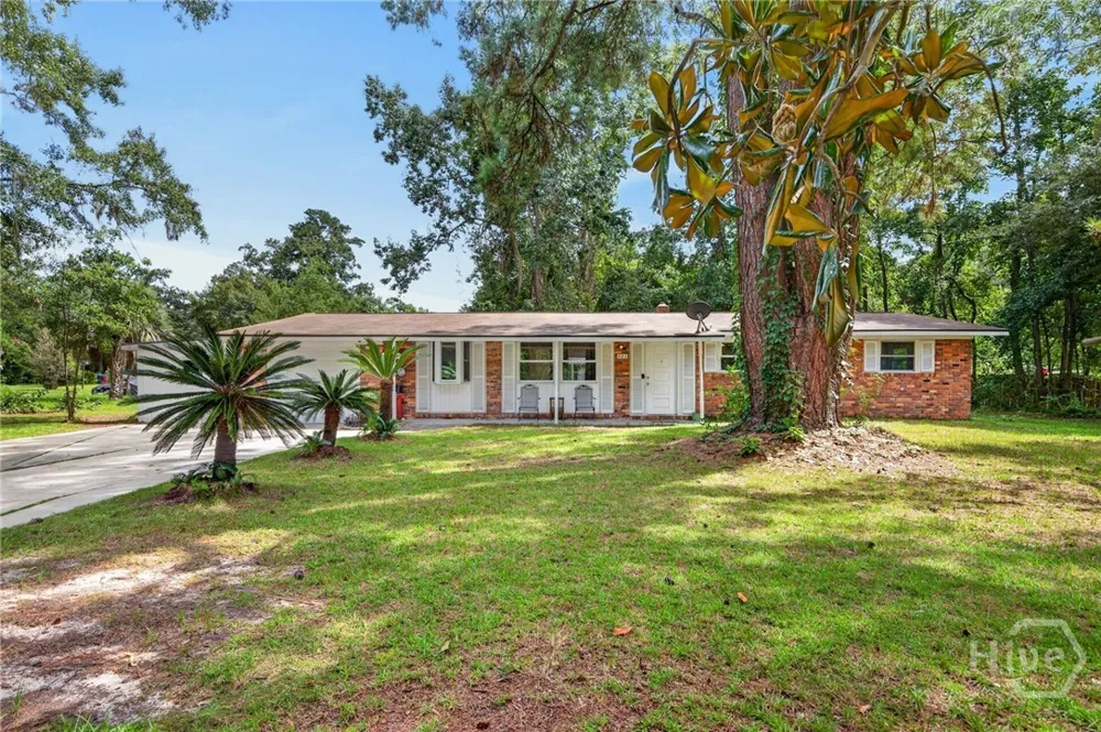 121 Juniper Circle Savannah, GA 31419