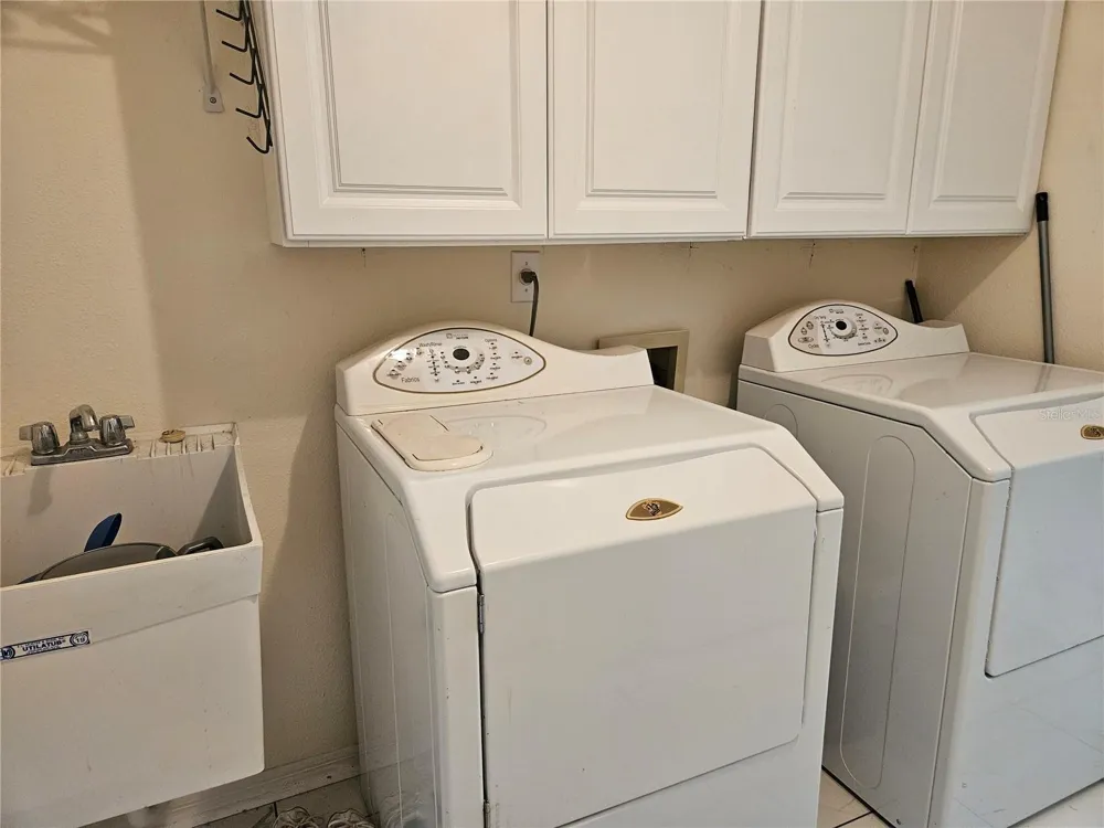 2451 E DEL WEBB BOULEVARD Sun City Center, FL 33573