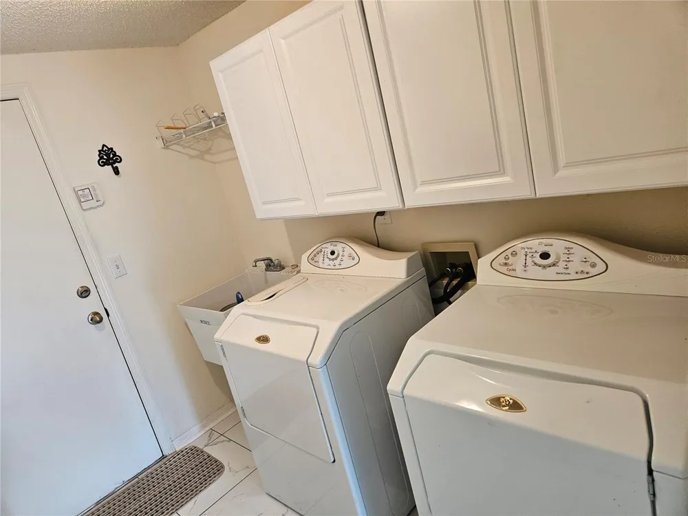 2451 E DEL WEBB BOULEVARD Sun City Center, FL 33573