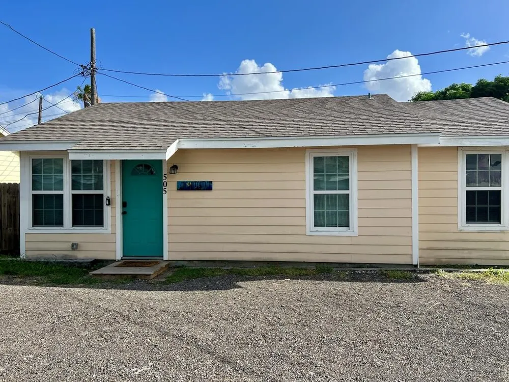 507 S Arch Aransas Pass, TX 78335