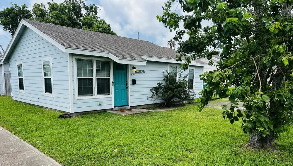 507 S Arch Aransas Pass, TX 78335