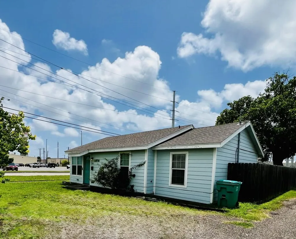 507 S Arch Aransas Pass, TX 78335