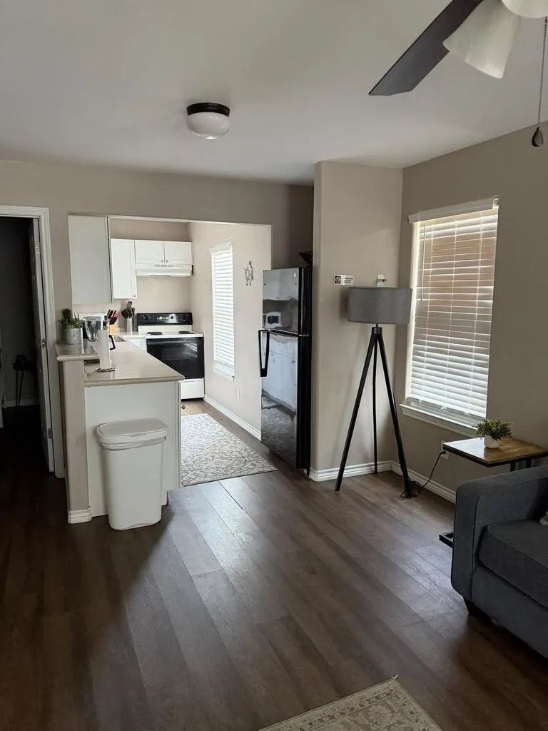 507 S Arch Aransas Pass, TX 78335