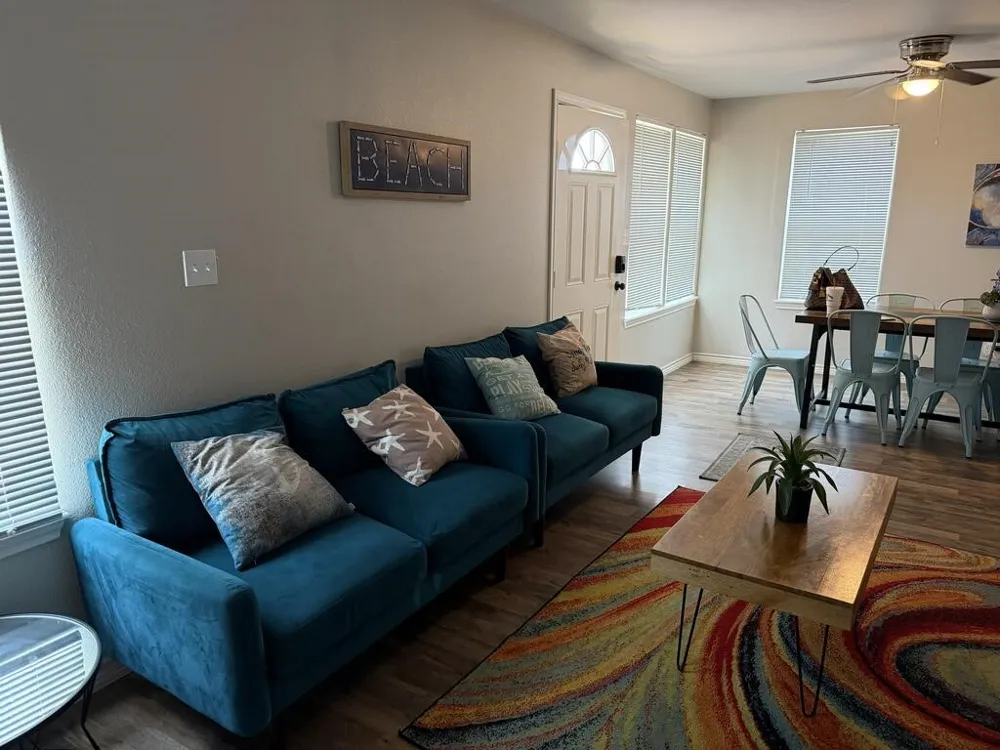 507 S Arch Aransas Pass, TX 78335