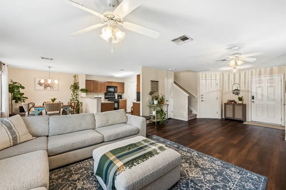 5721 Abby Ann Lane Austin, TX 78747