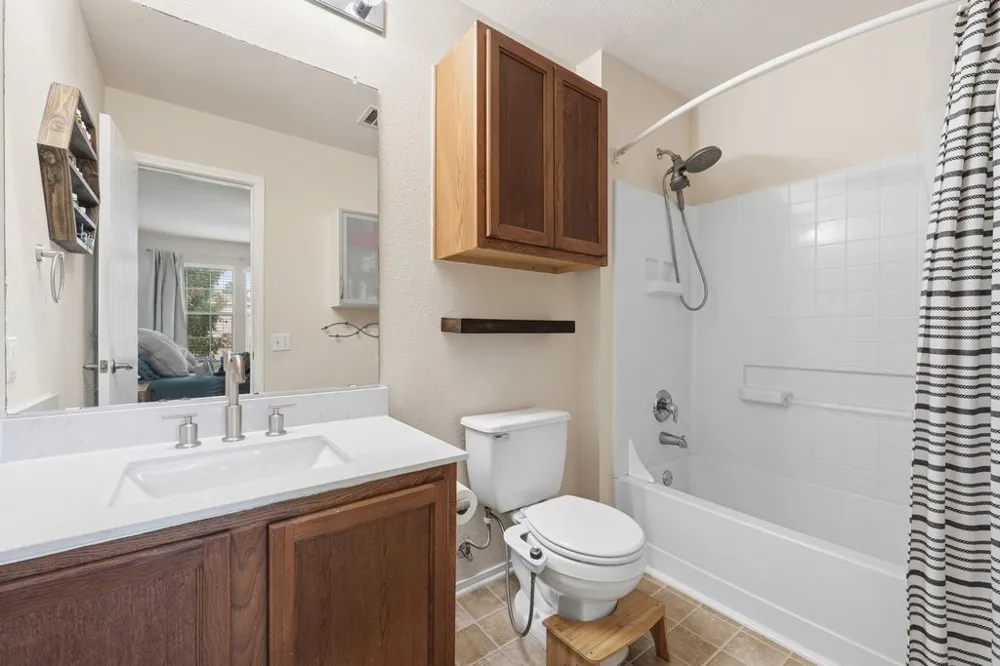 5721 Abby Ann Lane Austin, TX 78747