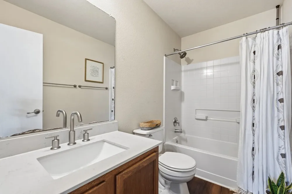 5721 Abby Ann Lane Austin, TX 78747