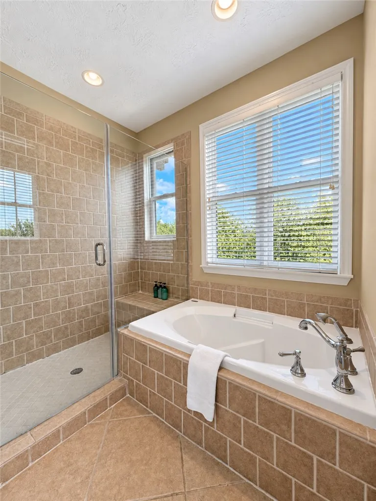 3249 Founders Drive Bryan, TX 77807