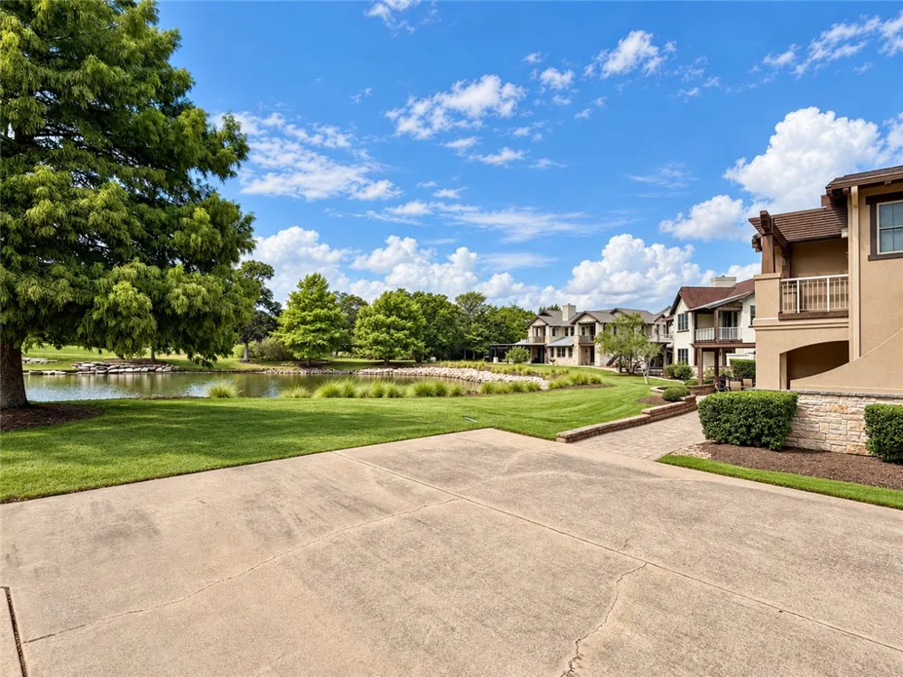 3249 Founders Drive Bryan, TX 77807