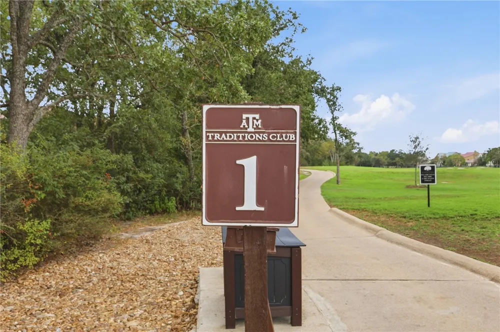 3249 Founders Drive Bryan, TX 77807