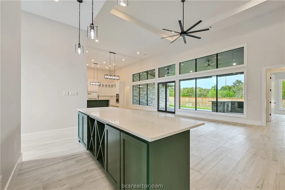 2044 Pebble Bend Drive College Station, TX 77845