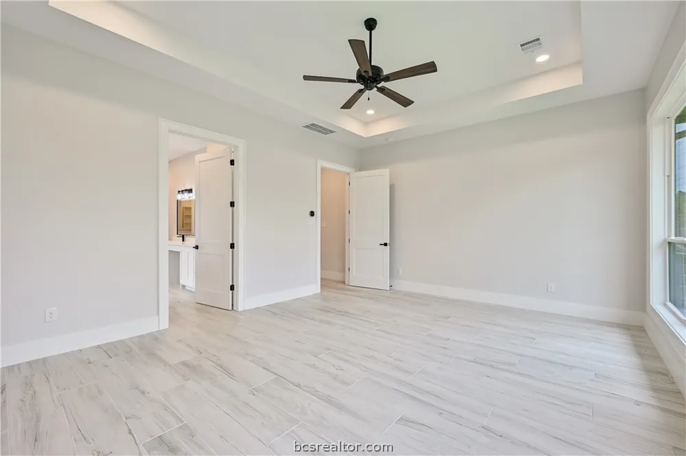 2044 Pebble Bend Drive College Station, TX 77845