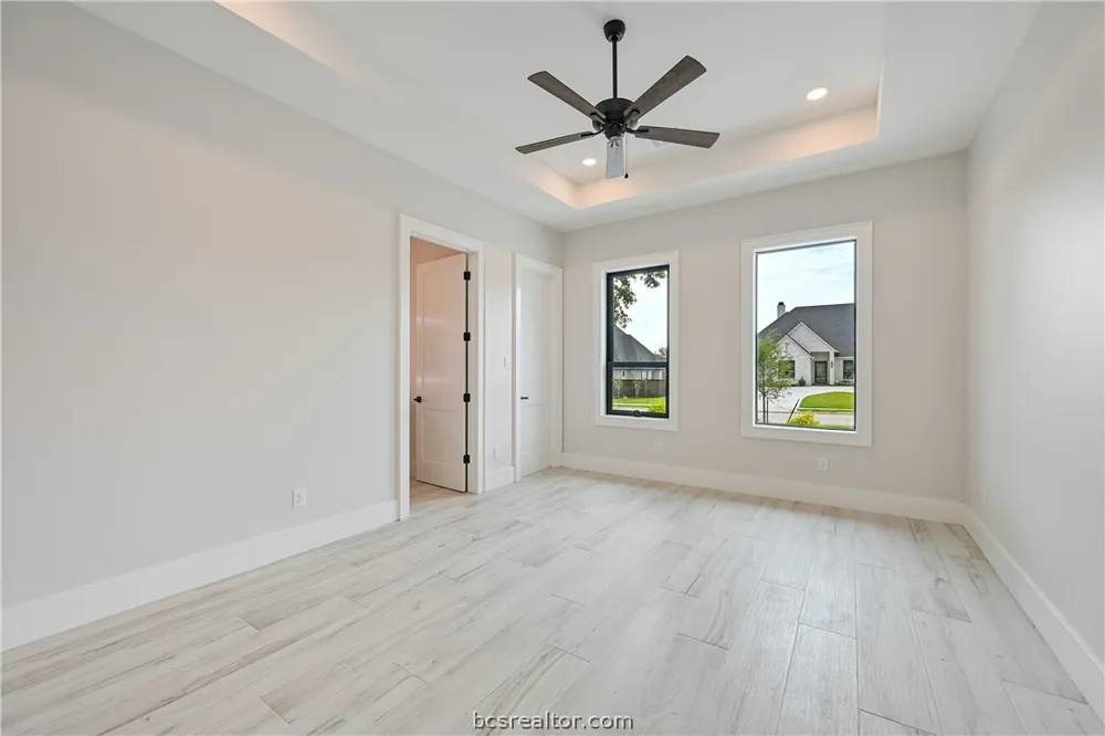 2044 Pebble Bend Drive College Station, TX 77845